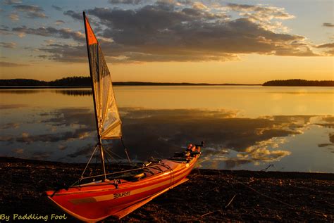 skim kayaks.